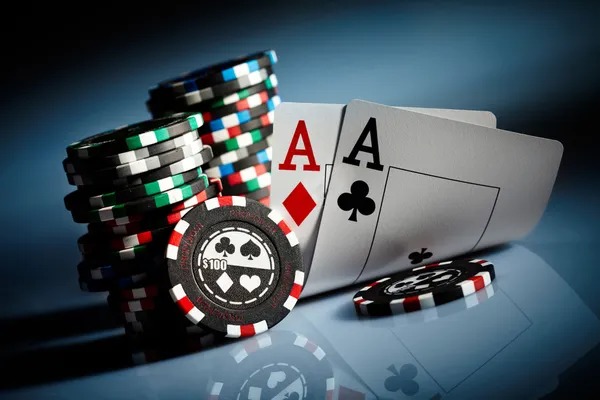 Live dealer roulette table with professional croupier